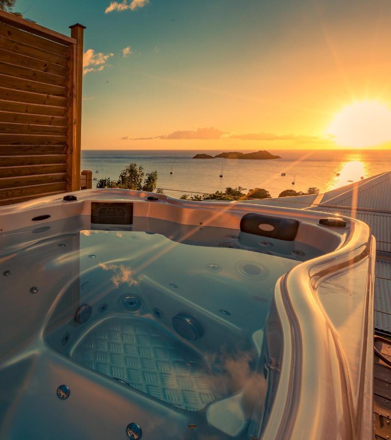 Sunset Lodge Bouillante Bagian luar foto