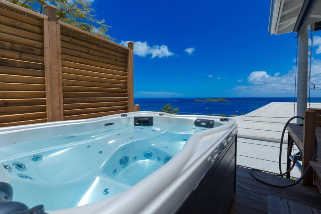 Sunset Lodge Bouillante Bagian luar foto