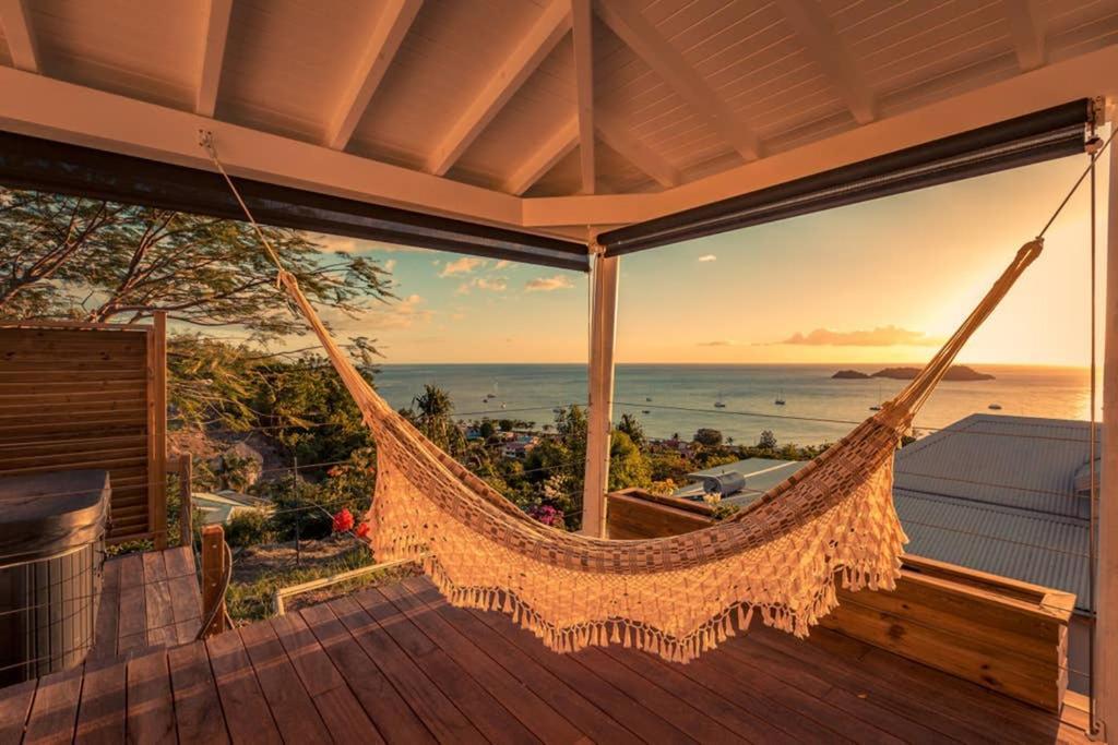 Sunset Lodge Bouillante Bagian luar foto